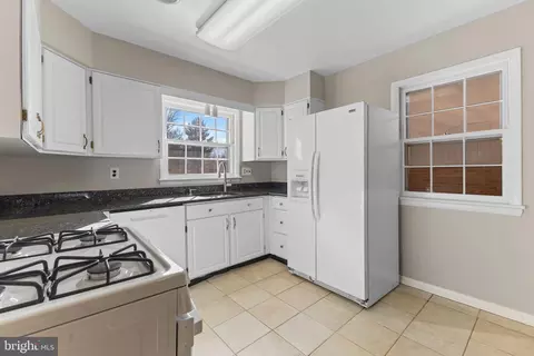 412 Vierling Dr, Silver Spring, MD 20904 photo 24