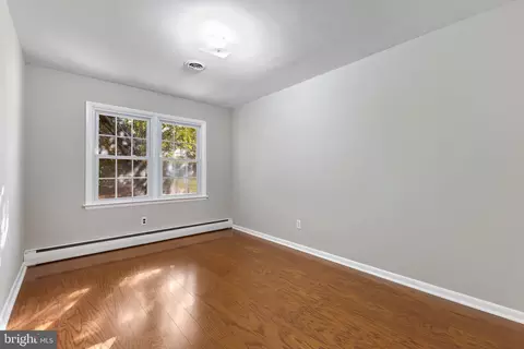 412 Vierling Dr, Silver Spring, MD 20904 photo 14