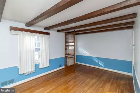 Living - 2805 Ivydale St, Silver Spring, MD 20902 photo 2 of 2