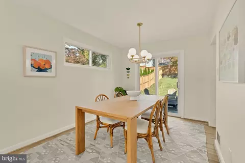 10223 Leslie St, Silver Spring, MD 20902 photo 10