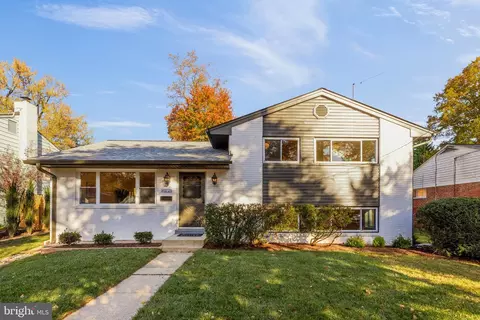10223 Leslie St, Silver Spring, MD 20902