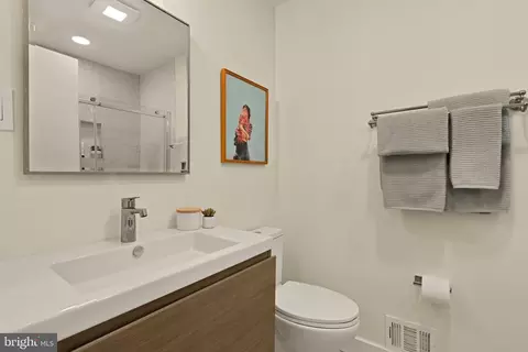 10223 Leslie St, Silver Spring, MD 20902 photo 31