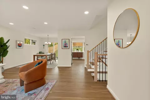 10223 Leslie St, Silver Spring, MD 20902 photo 3