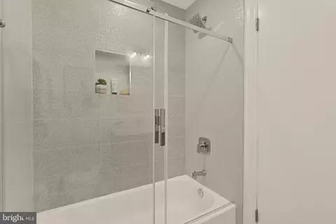 10223 Leslie St, Silver Spring, MD 20902 photo 32