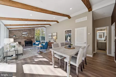 Dining - 11511 Highview Ave, Silver Spring, MD 20902 photo 4 of 4