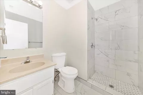1 Kinsman View Cir, Silver Spring, MD 20901 photo 38