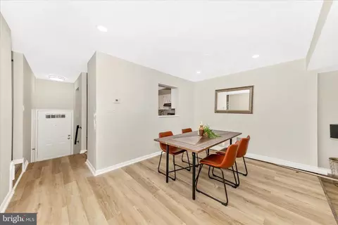 1 Kinsman View Cir, Silver Spring, MD 20901 photo 9