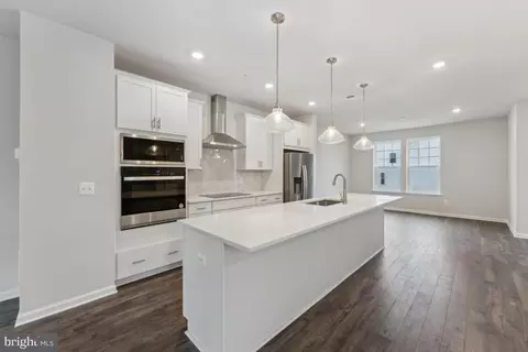26466 Sir Jamie Ter, Damascus, MD 20872