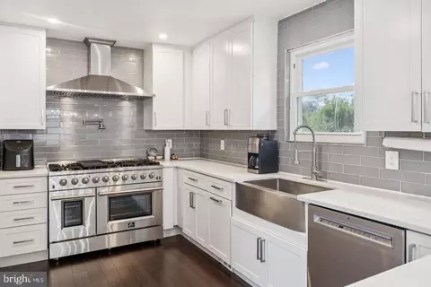 4907 Bangor Dr, Kensington, MD 20895