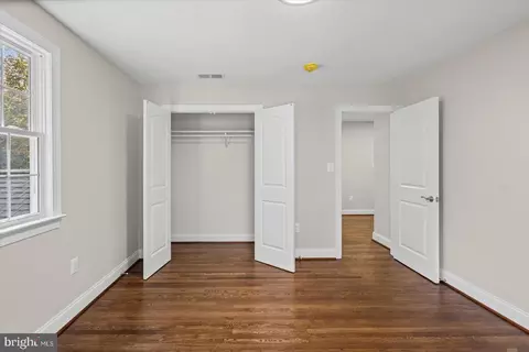 Bedroom - 7604 Hackamore Dr, Potomac, MD 20854 photo 3 of 7