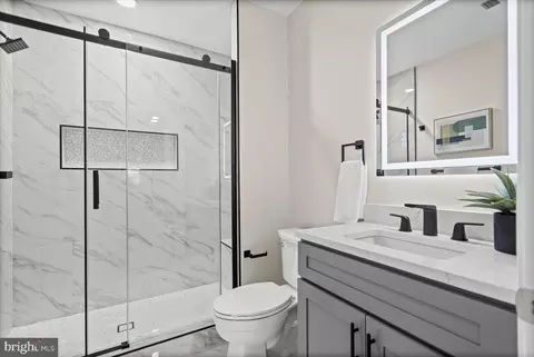Bath - 7604 Hackamore Dr, Potomac, MD 20854 photo 2 of 12