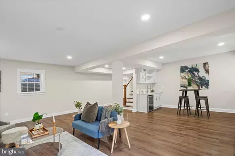 Living - 7604 Hackamore Dr, Potomac, MD 20854 photo 7 of 7