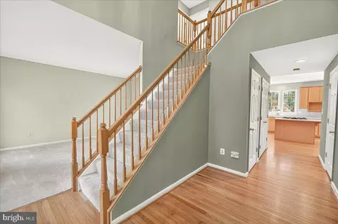 Entry Way - 19332 Cissel Manor Dr, Poolesville, MD 20837 photo 5 of 7