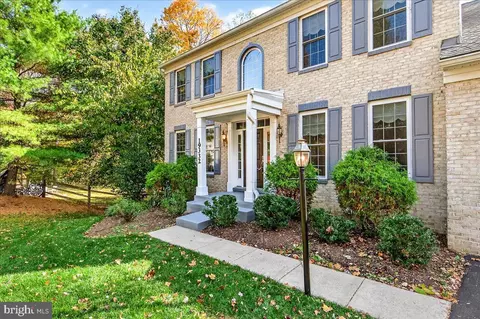 Exterior - 19332 Cissel Manor Dr, Poolesville, MD 20837 photo 6 of 17