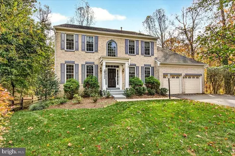 Exterior - 19332 Cissel Manor Dr, Poolesville, MD 20837 photo 2 of 17