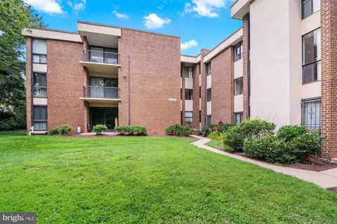 9800 Georgia Ave #25-301, Silver Spring, MD 20902