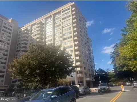 5500 Friendship Blvd #1115N, Chevy Chase, MD 20815