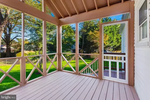 Exterior - 304 Franklin Pl, Silver Spring, MD 20901 photo 6 of 6