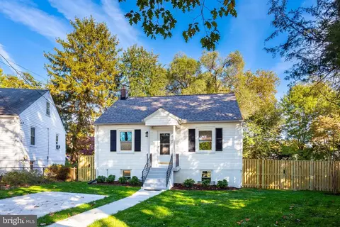 Exterior - 304 Franklin Pl, Silver Spring, MD 20901 photo 2 of 6