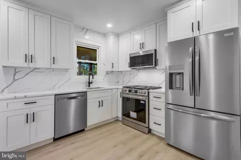 Kitchen - 304 Franklin Pl, Silver Spring, MD 20901 photo 1 of 1