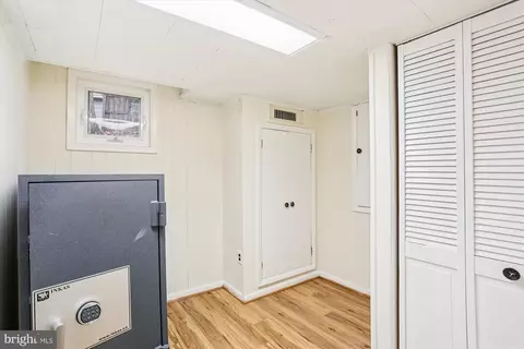 11509 Lamberton Ct, Wheaton, MD 20902 photo 37