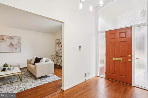 11509 Lamberton Ct, Wheaton, MD 20902 photo 3