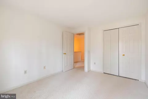 Bedroom - 11425 Oak Leaf Dr, Silver Spring, MD 20901 photo 4 of 6