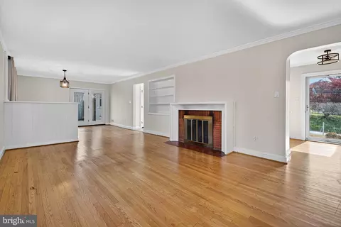 7 Shaw Ave, Silver Spring, MD 20904 photo 3