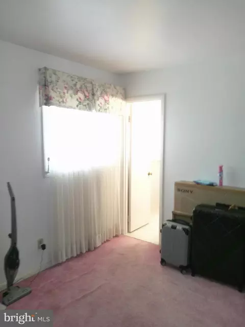 Bedroom - 12300 Downer Dr, Silver Spring, MD 20906 photo 5 of 7