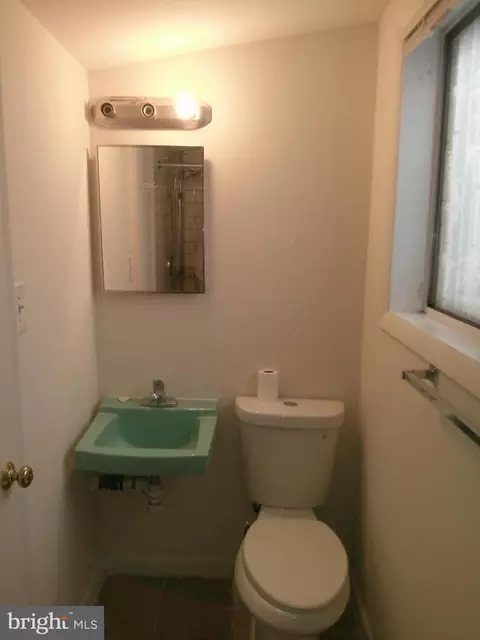 Bath - 12300 Downer Dr, Silver Spring, MD 20906 photo 3 of 3