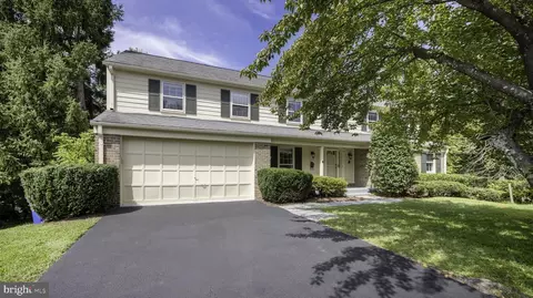 9705 Eclipse Pl, Montgomery Village, MD 20886