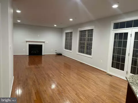 1101 Verbena Ct, Silver Spring, MD 20906 photo 7