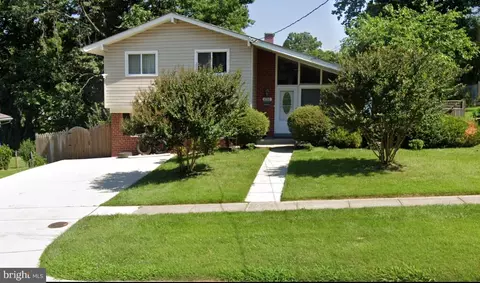 Exterior - 4205 Ferrara Dr, Silver Spring, MD 20906 photo 3 of 7