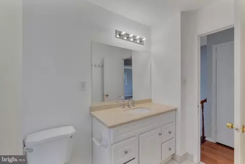 Bath - 4205 Ferrara Dr, Silver Spring, MD 20906 photo 4 of 4