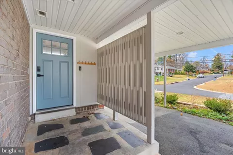 13501 Collingwood Ter, Silver Spring, MD 20904 photo 2