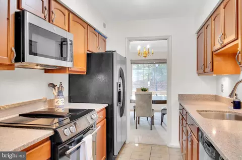 Kitchen - 13201 Valley Bridge Ct, Silver Spring, MD 20906 photo 3 of 4