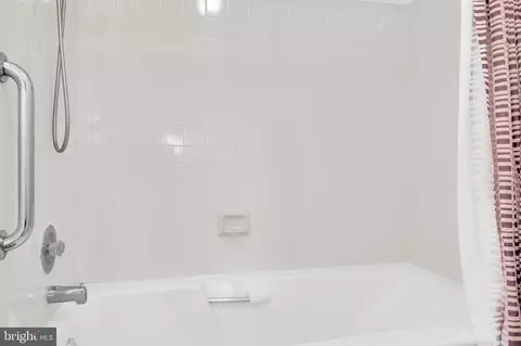 Bath - 13201 Valley Bridge Ct, Silver Spring, MD 20906 photo 4 of 5