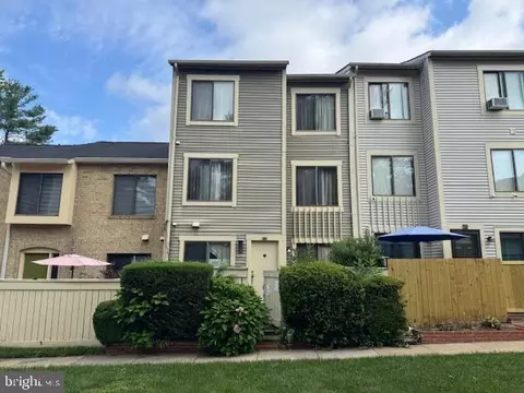 9416 Penshurst Ct, Gaithersburg, MD 20886