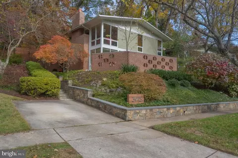 3915 Rickover Rd, Silver Spring, MD 20902
