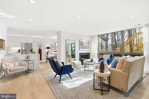 4990 Sentinel Dr #405, Bethesda, MD 20816