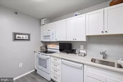 15107 Interlachen Dr #2-822, Silver Spring, MD 20906 photo 14