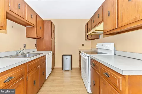 Kitchen - 3116 Adderley Ct #245C, Silver Spring, MD 20906 photo 1 of 5
