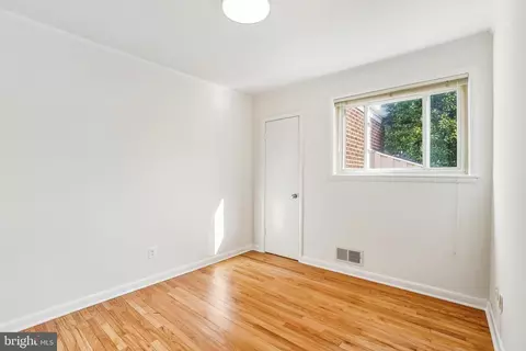 509 University Blvd W, Silver Spring, MD 20901 photo 11
