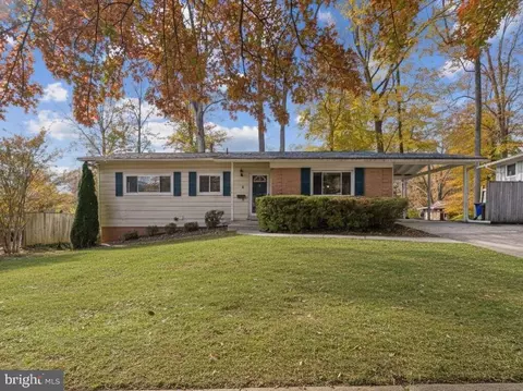 4 Dabney Ct, Rockville, MD 20853