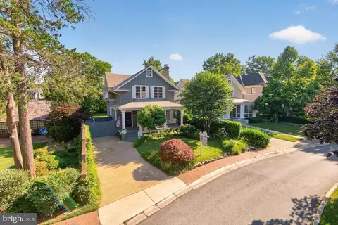 5 Oxford St, Chevy Chase, MD 20815