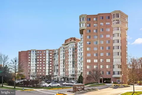 3200 N Leisure World Blvd #417, Silver Spring, MD 20906