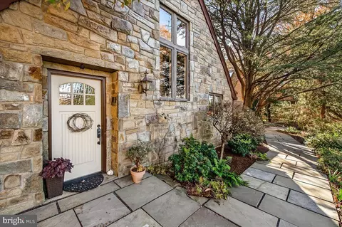 6400 Griffith Rd, Gaithersburg, MD 20882