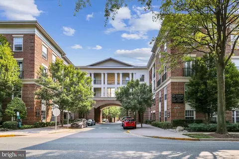 23 Arch Pl #273, Gaithersburg, MD 20878
