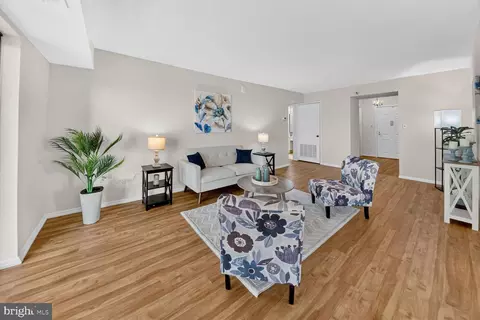 Living - 15107 Interlachen Dr #2-1025, Silver Spring, MD 20906 photo 2 of 4
