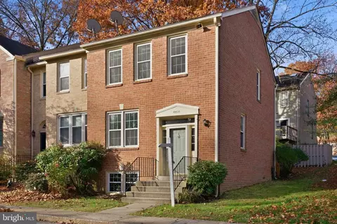 10520 Pine Haven Ter, Rockville, MD 20852